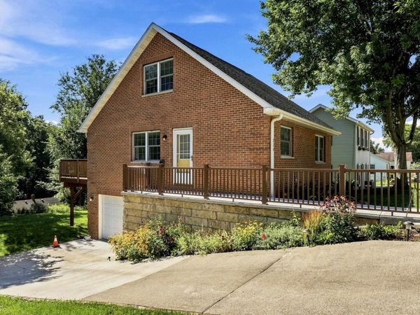 228 S Hickory Street, GALENA, IL 61036