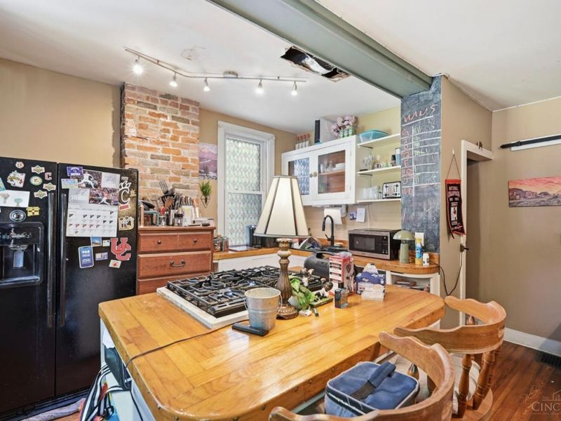 408 Ada Street, Cincinnati, OH 45219 Photo 8