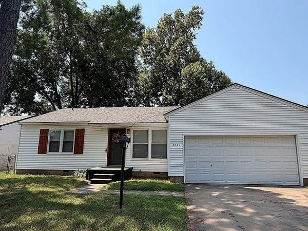 5450 S Boston Avenue , Tulsa, OK 74105