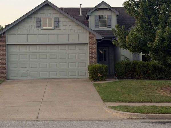 4114 105th Street , Jenks, OK 74037