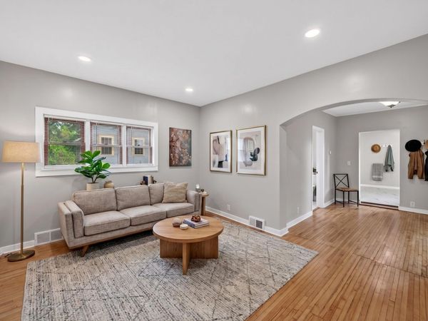 1084 Sylvan Street, Saint Paul, MN 55117