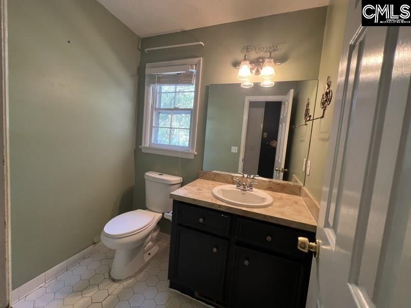 1205 N Springs Road  Photo 10