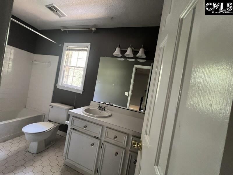 1205 N Springs Road  Photo 14