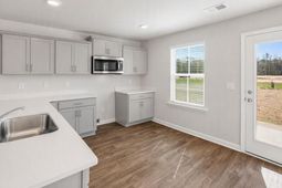 108 Hale Road photo 4