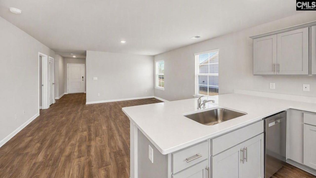 108 Hale Road Photo 5