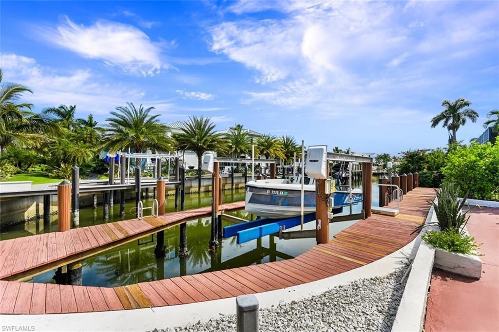 2211 Kingfish Rd , Naples, FL 34102 Photo