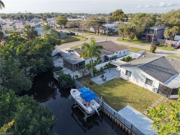 56 Cardinal DR , NORTH FORT MYERS, FL 33917