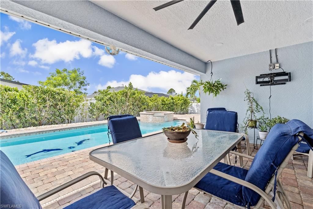 1620 NW 12th St, Cape Coral, FL 33993 Photo