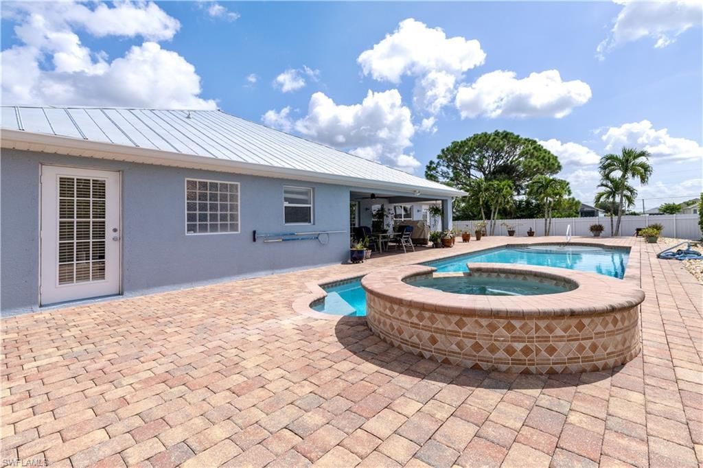 1620 NW 12th St, Cape Coral, FL 33993 Photo