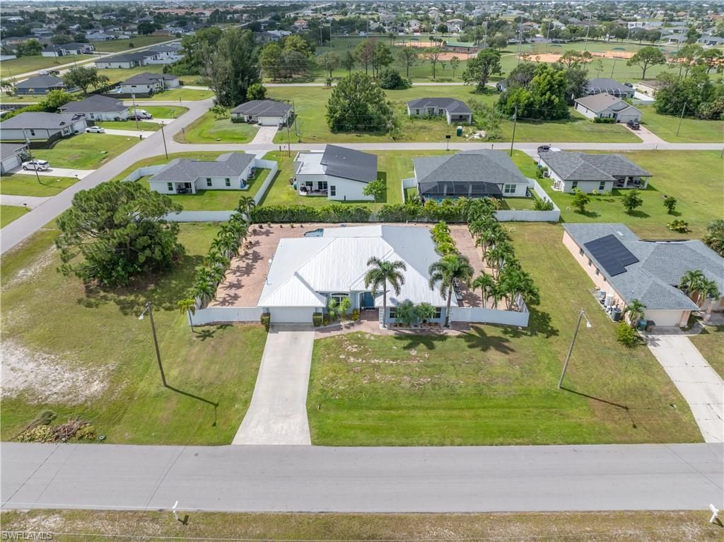 1620 NW 12th St, Cape Coral, FL 33993 Photo