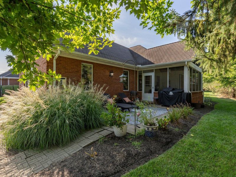 1082 Damon Drive, Washington Court House, OH 43160 Photo 3