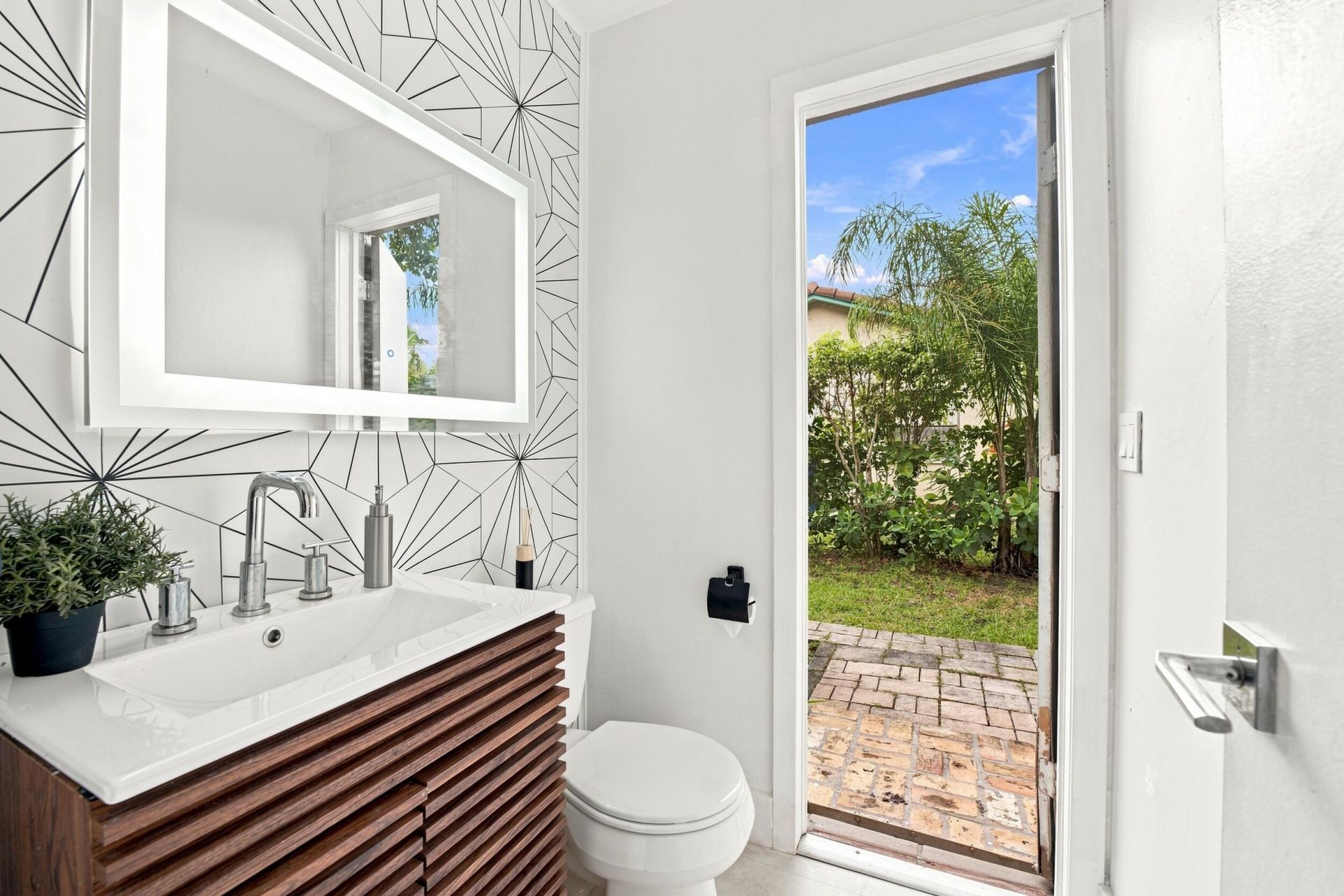 1348 NW 113th Terrace, Coral Springs, FL 33071 Photo