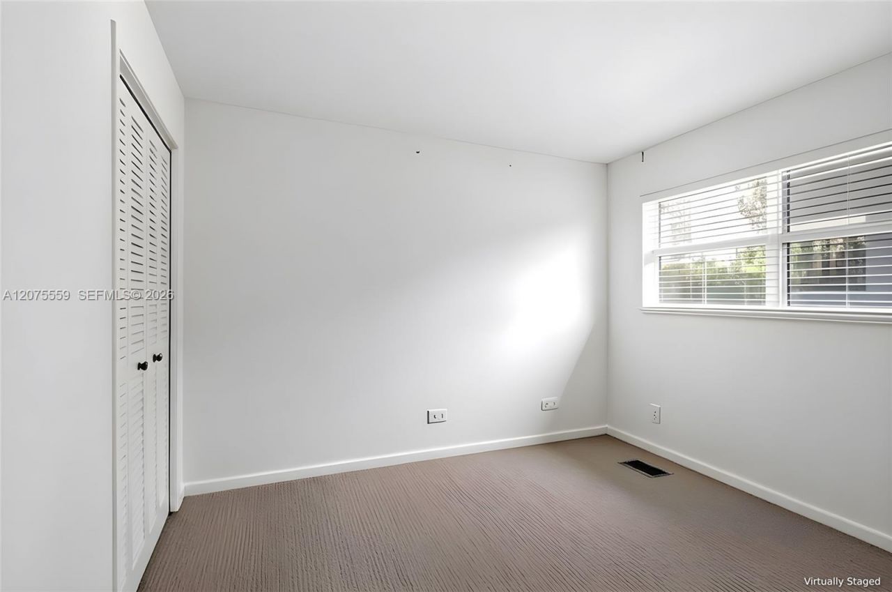 3105 NE 28th St , Unit 1B, Fort Lauderdale, FL 33308 Photo