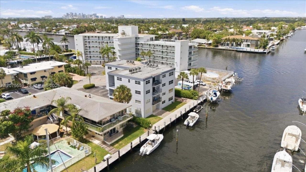 3105 NE 28th St , Unit 1B, Fort Lauderdale, FL 33308 Photo