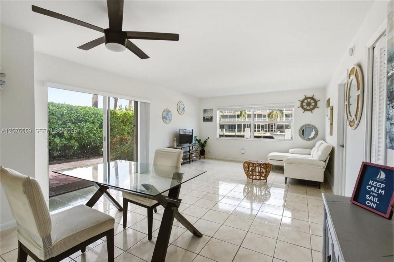 3105 NE 28th St , Unit 1B, Fort Lauderdale, FL 33308 Photo