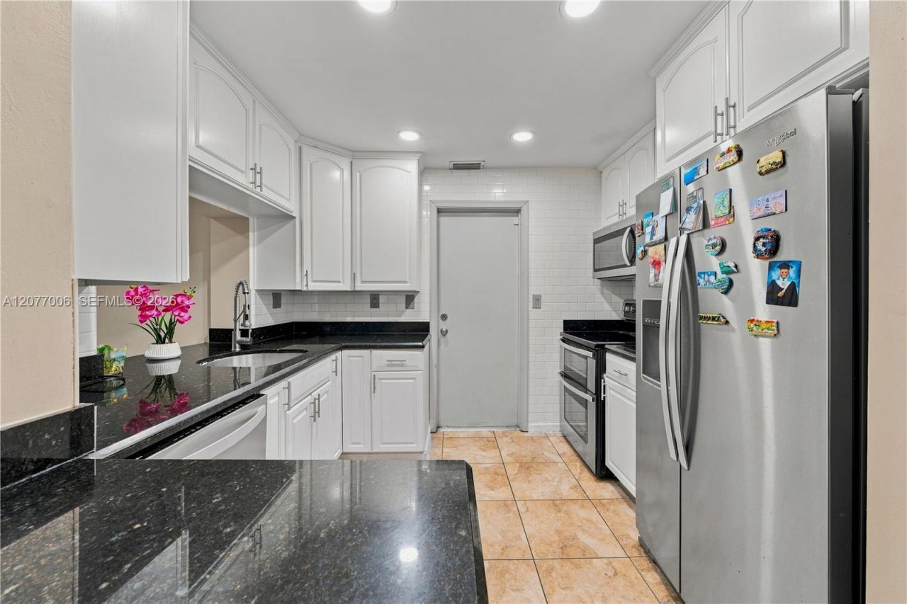 4401 NW 48th Ave, Tamarac, FL 33319 Photo