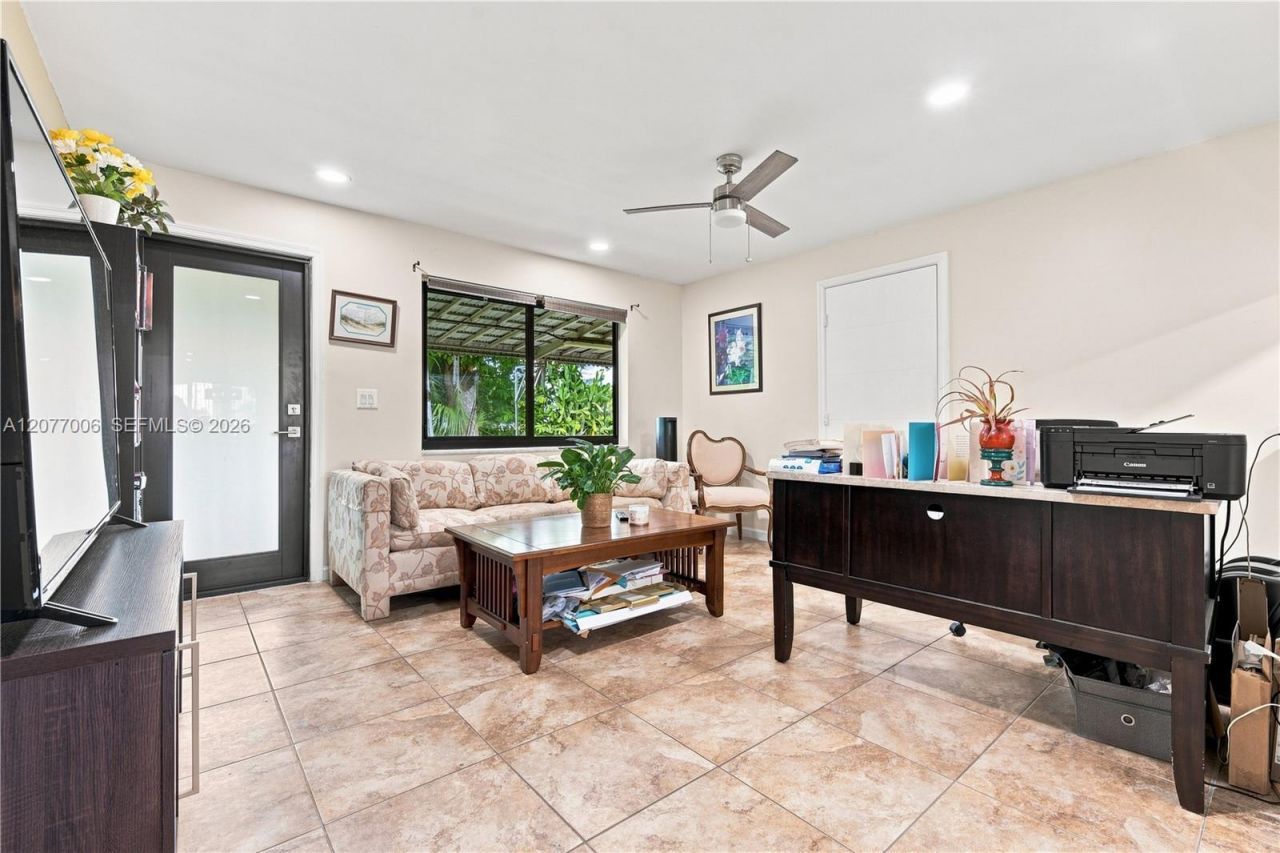 4401 NW 48th Ave, Tamarac, FL 33319 Photo