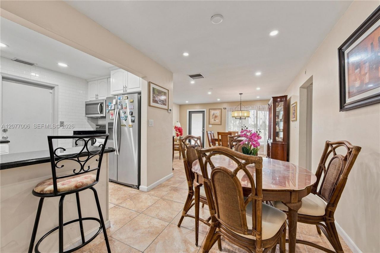 4401 NW 48th Ave, Tamarac, FL 33319 Photo