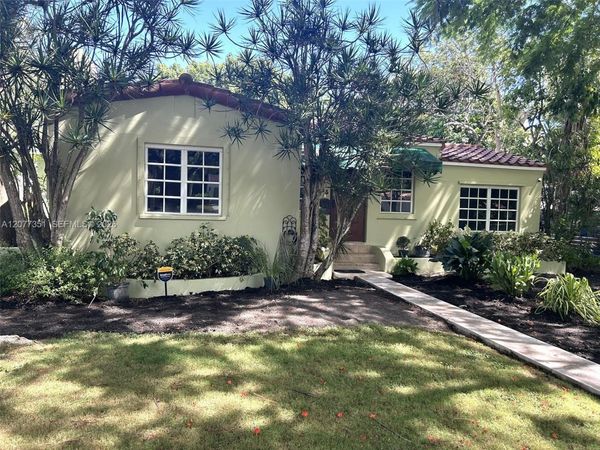 53 NW 93rd St , Miami Shores, FL 33150