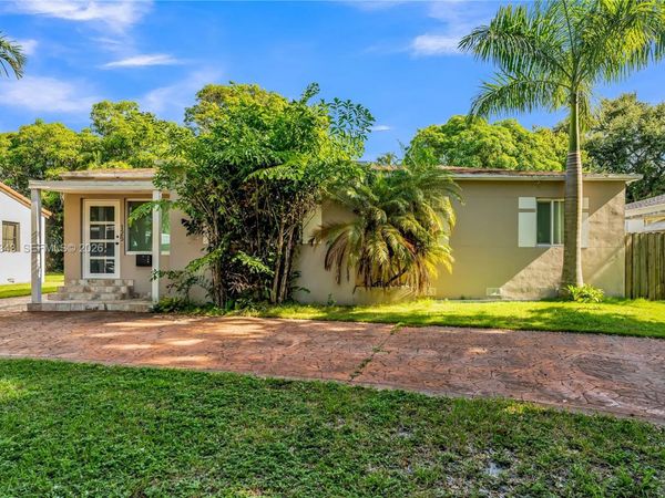 125 NW 88th St , El Portal, FL 33150