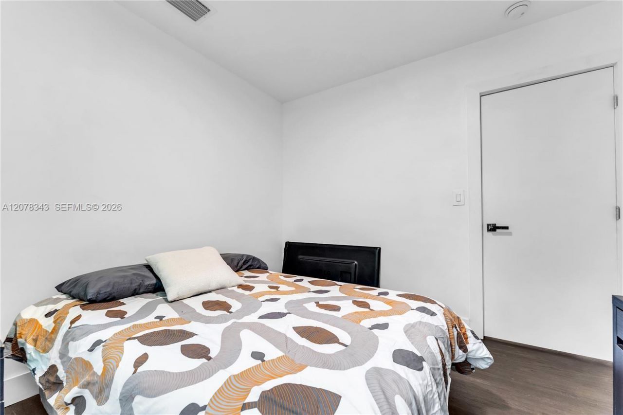 125 NW 88th St, El Portal, FL 33150 Photo