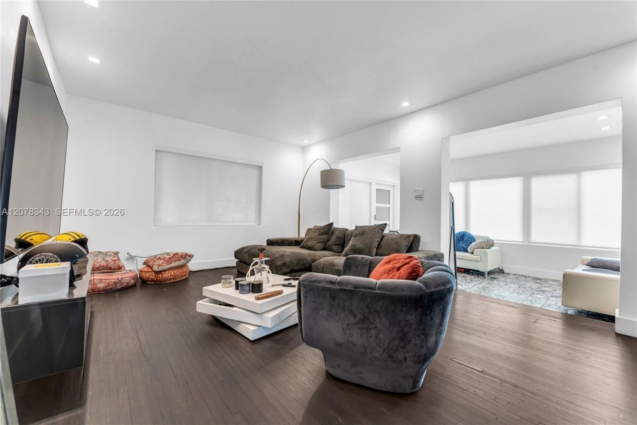 125 NW 88th St, El Portal, FL 33150 Photo