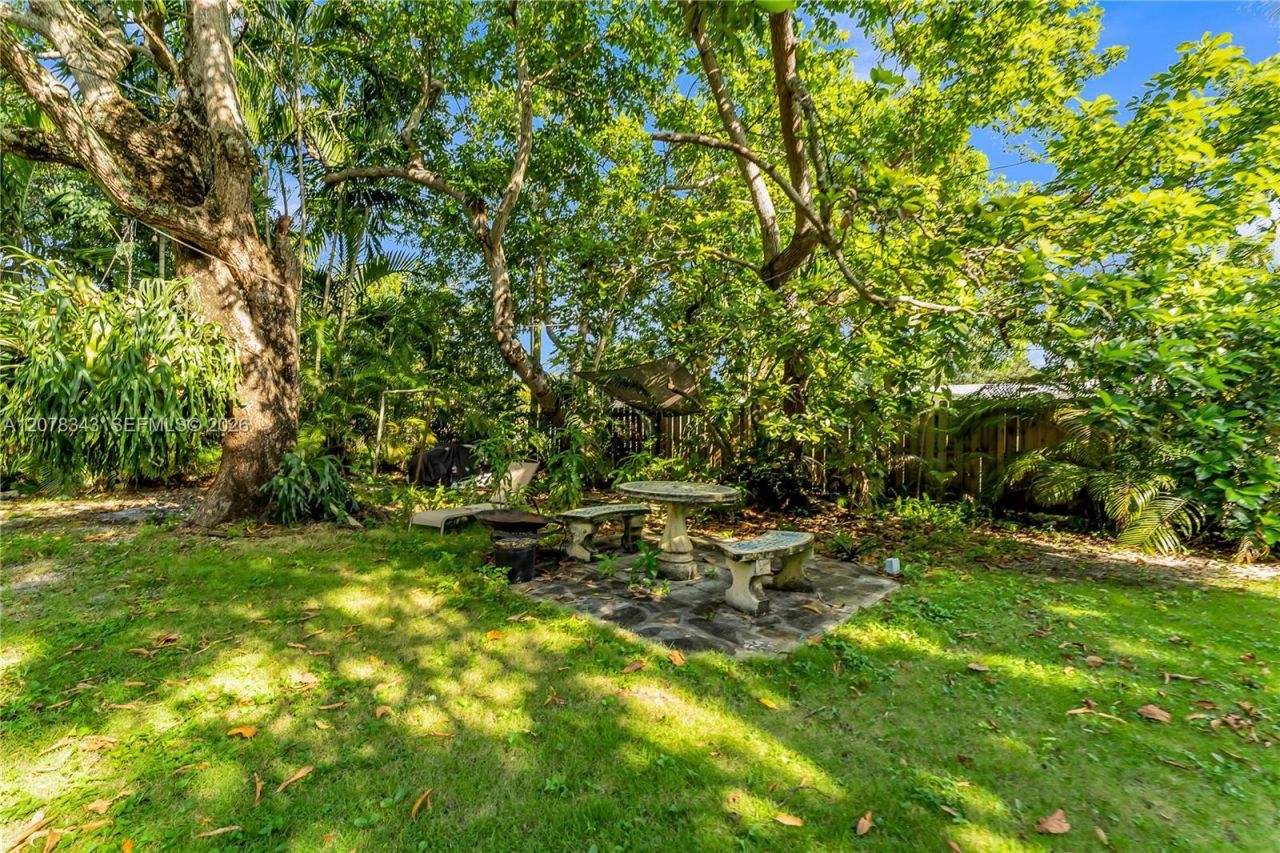 125 NW 88th St, El Portal, FL 33150 Photo