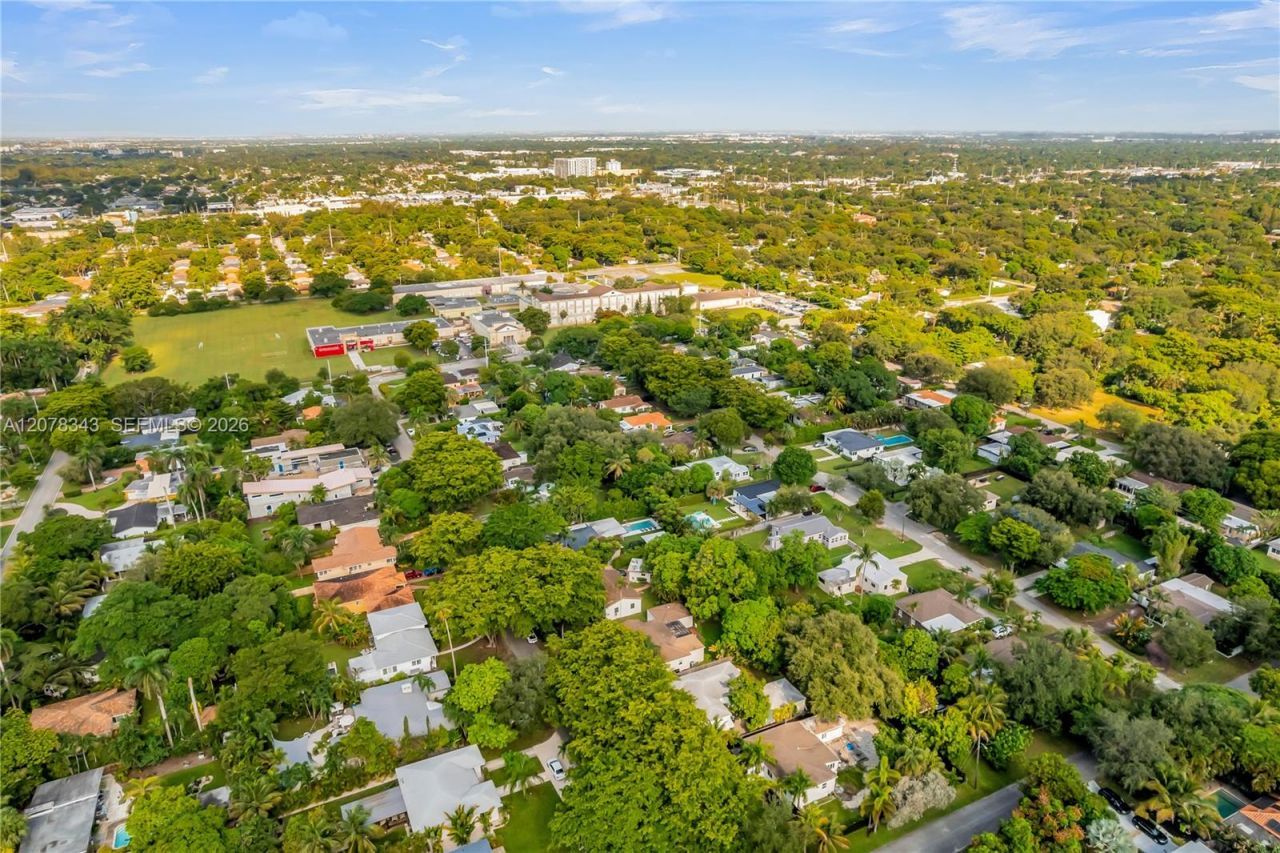 125 NW 88th St, El Portal, FL 33150 Photo