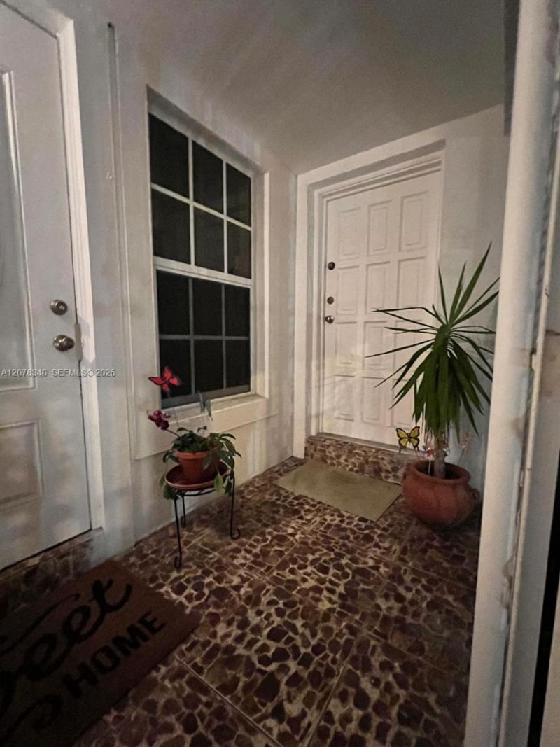 6725 N Miami Ave , Miami, FL 33150 Photo