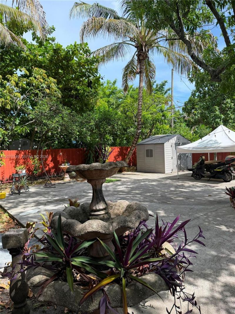6725 N Miami Ave , Miami, FL 33150 Photo