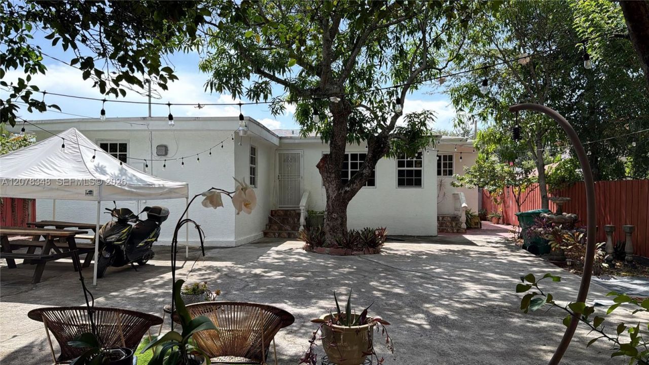 6725 N Miami Ave , Miami, FL 33150 Photo