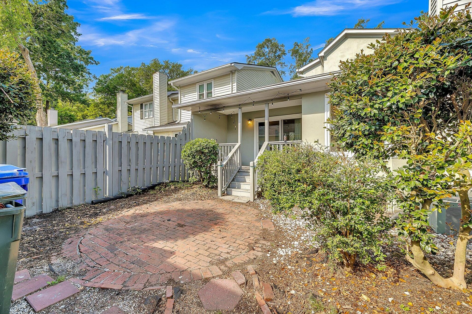 982 Harbor Oaks Drive Photo 31