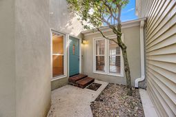 982 Harbor Oaks Drive photo 4
