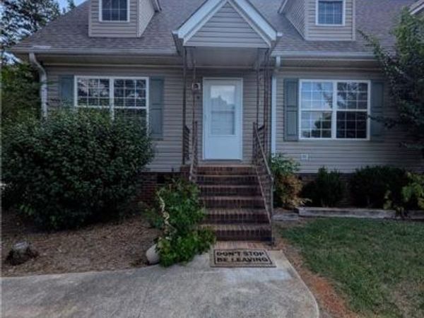 200 Broad Street , Unit B, Denton, NC 27239