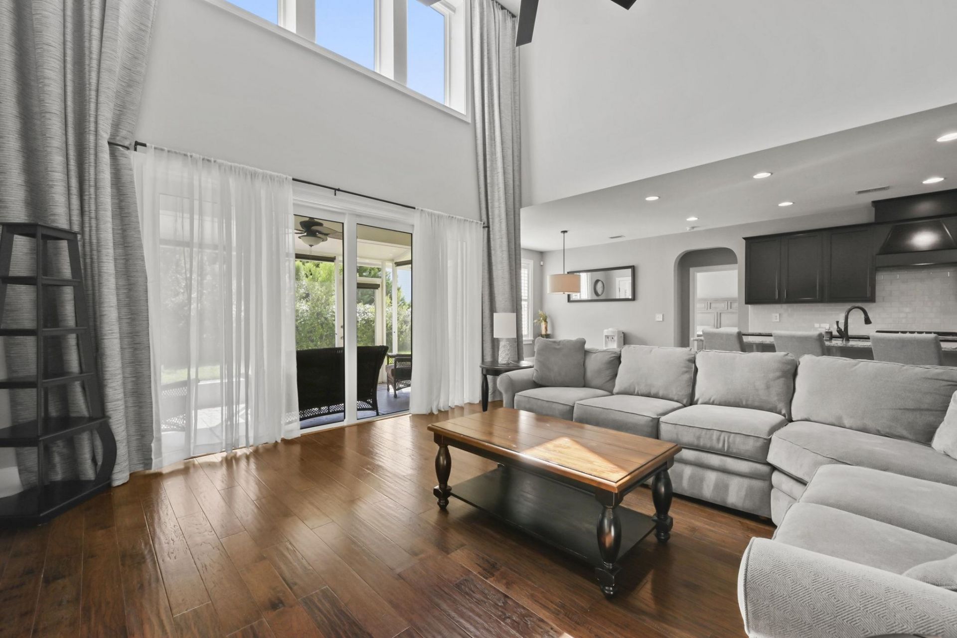 1531 Kensington Ln. Photo 16