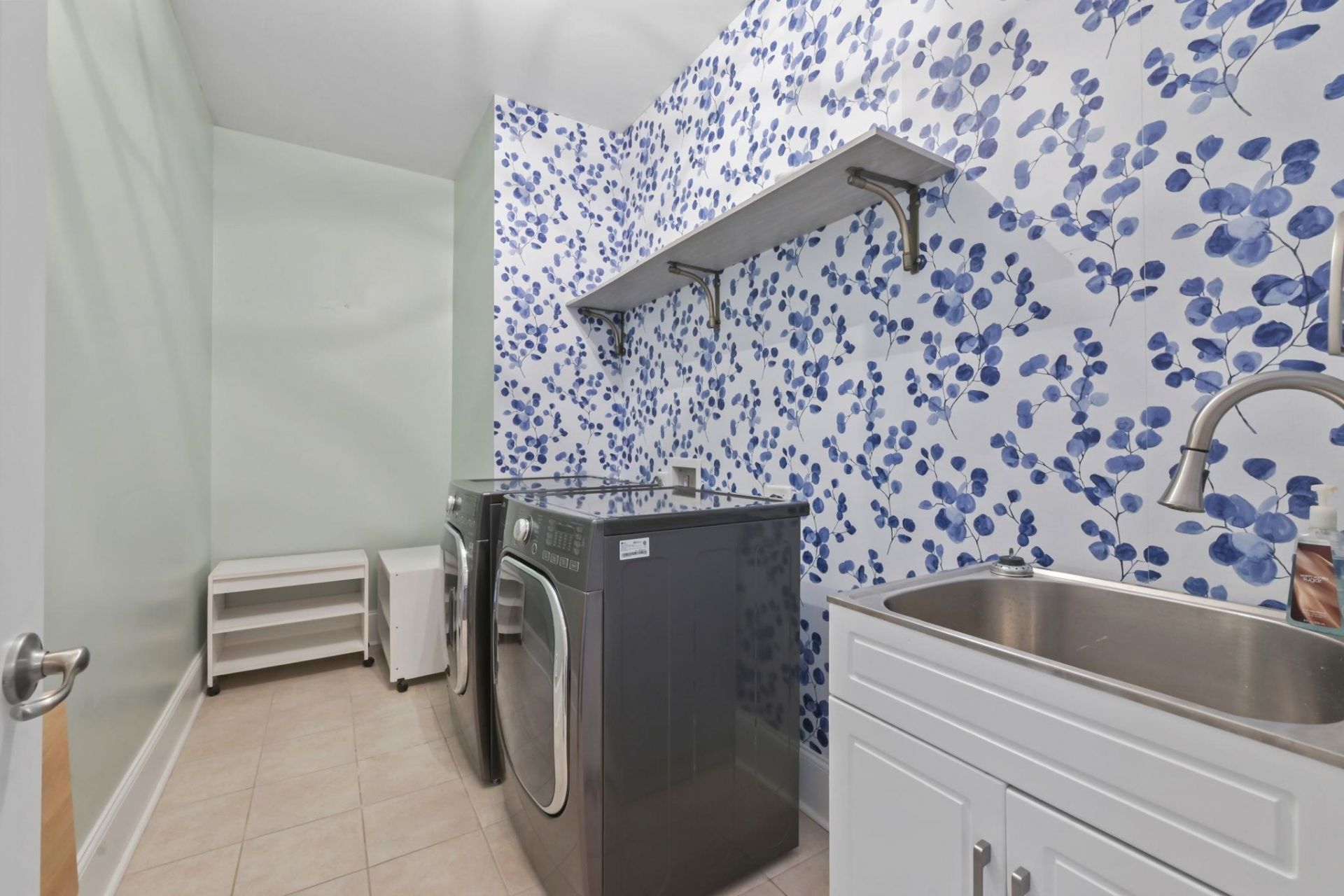 1531 Kensington Ln. Photo 20