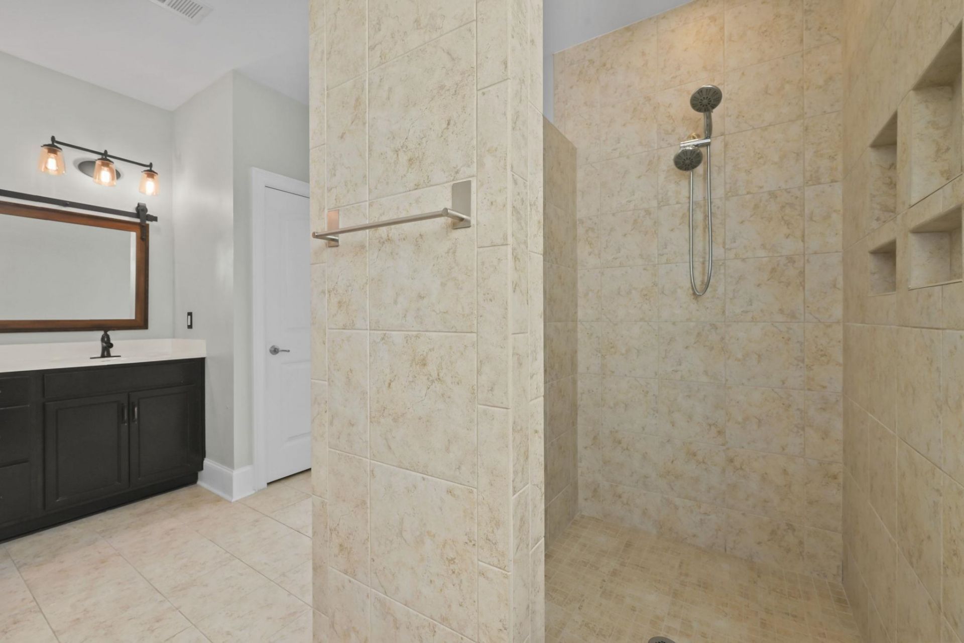 1531 Kensington Ln. Photo 24