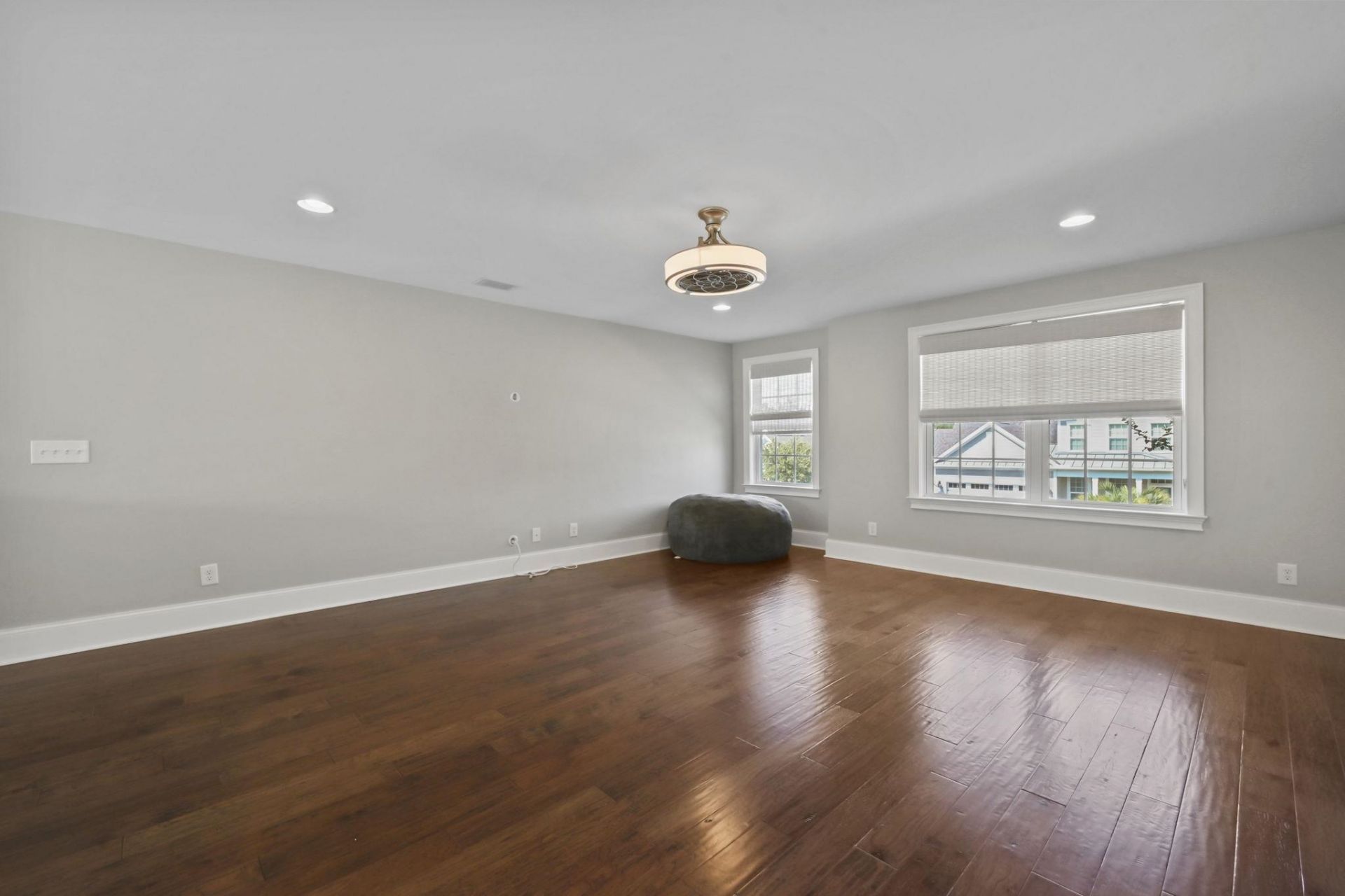 1531 Kensington Ln. Photo 30