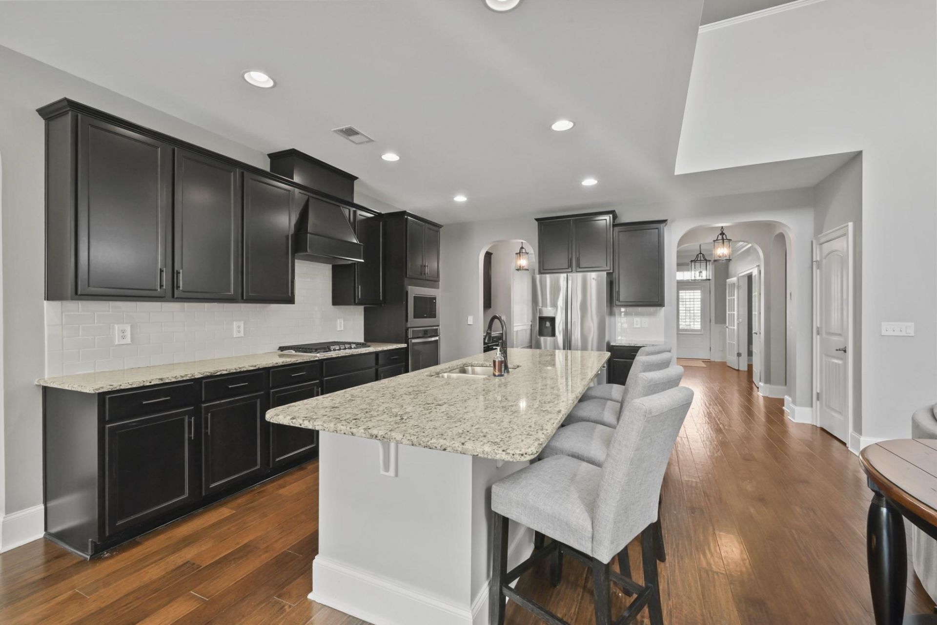 1531 Kensington Ln. Photo 9