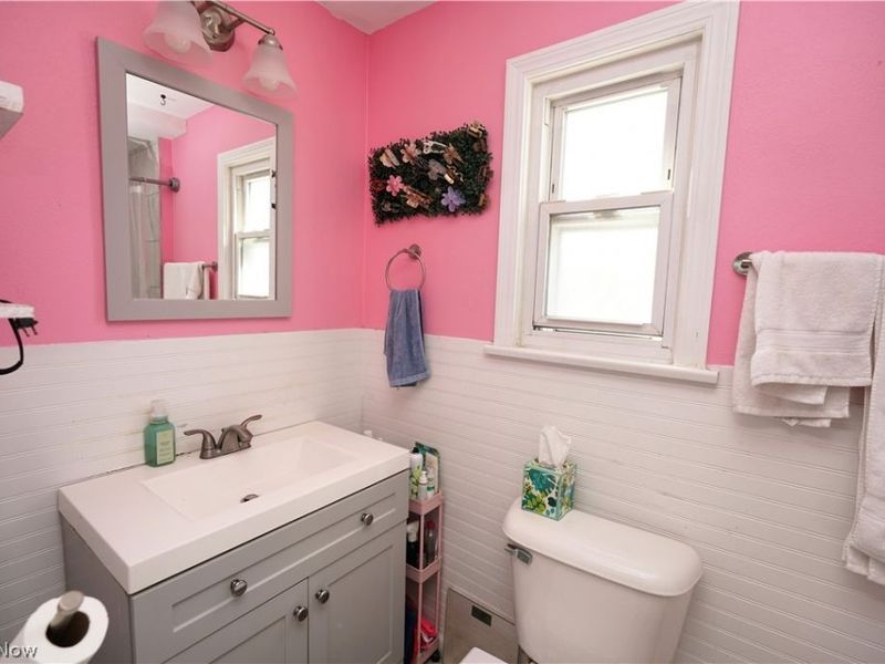 164 Brandtson Avenue, Elyria, OH 44035 Photo 12