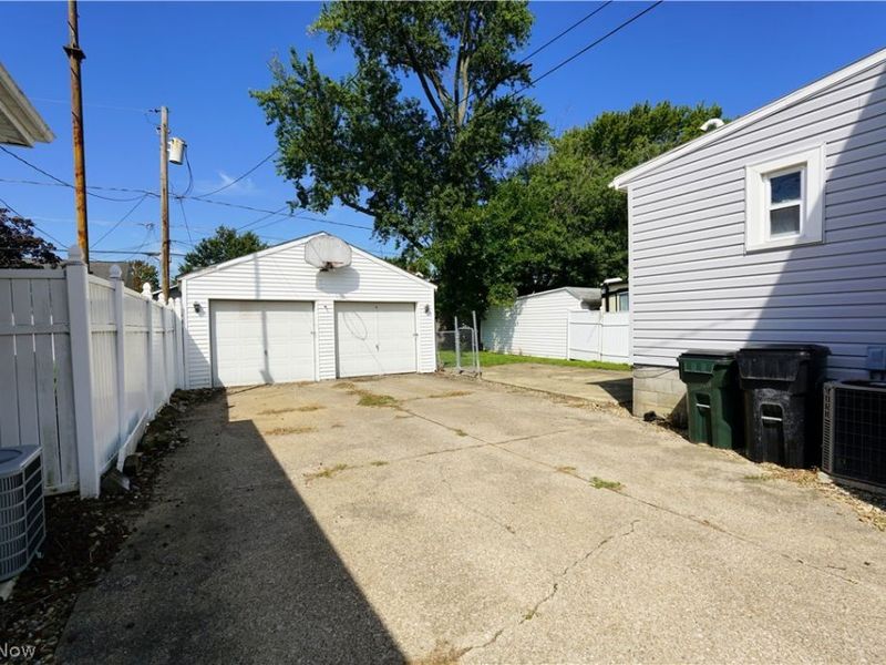 164 Brandtson Avenue, Elyria, OH 44035 Photo 23