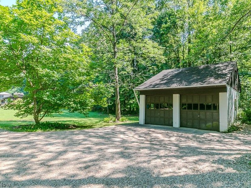 37075 Skyline Drive, Willoughby Hills, OH 44094 Photo 38