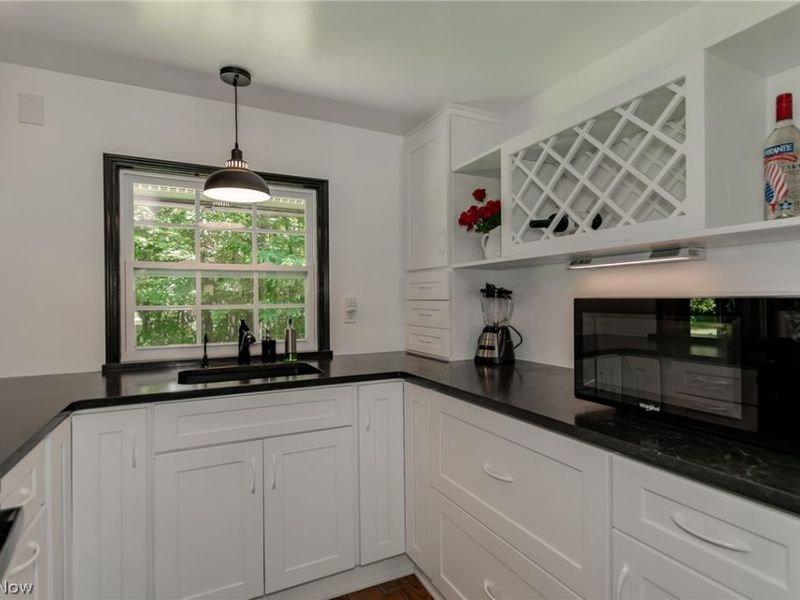 37075 Skyline Drive, Willoughby Hills, OH 44094 Photo 6