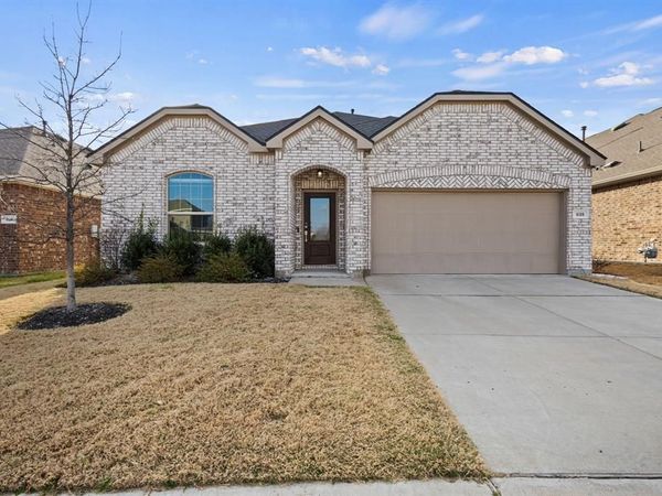 835 Sitwell Drive, Fate, TX 75087