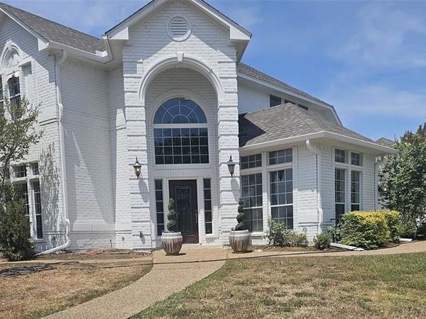 1601 VILLAGE Trail , Keller, TX 76248