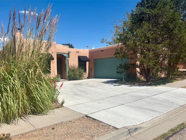 2921 Pueblo Pintado , Santa Fe, NM 87507