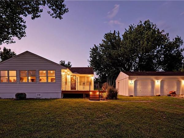 2629 South Shore Drive, Vassar, KS 66543