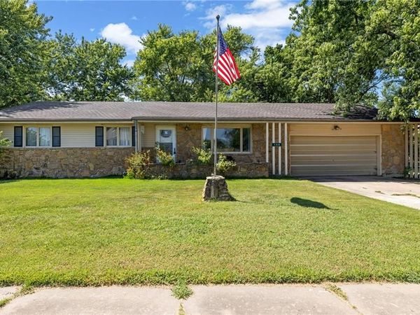 128 N Robey Street, Williamsburg, KS 66095