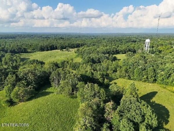 536 Ted Brooks Rd, Jamestown, TN 38556