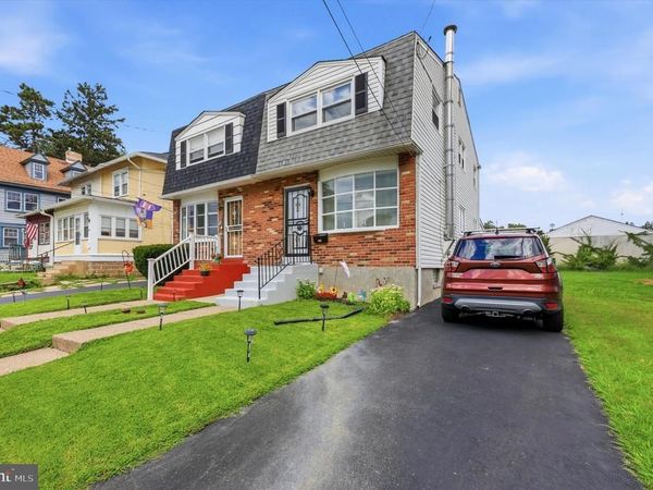 411 CROTZER AVENUE, FOLCROFT, PA 19032